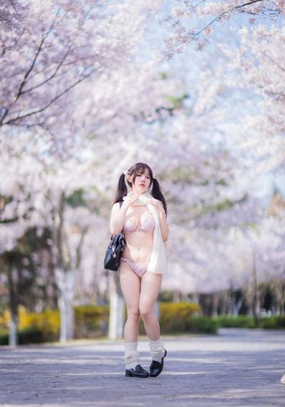 黑帮大佬和我365天_1080免费在线观看